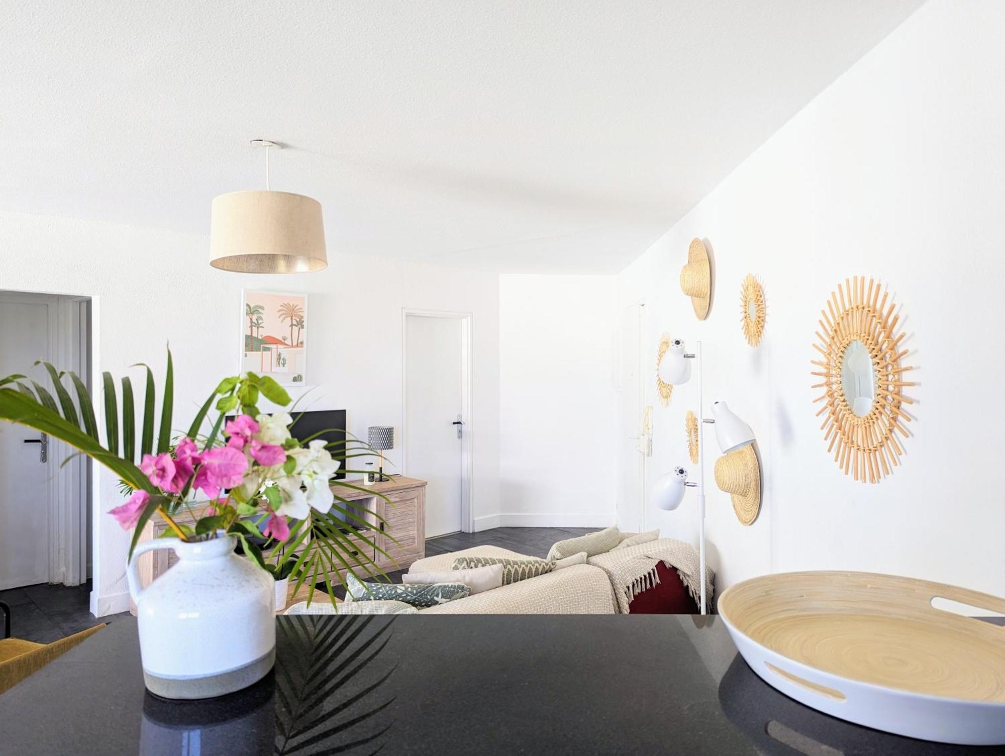 Cap Saint Gilles - T3 Vue Sur Le Port Apartment Luaran gambar